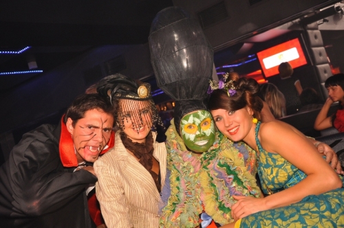 FOGELES trakais Haloween party (FOTO) (Bilde 2)