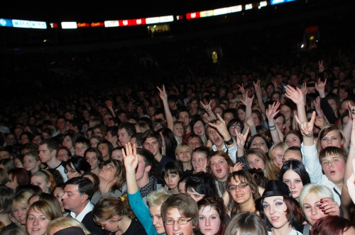 Grupas PLACEBO koncertā arī ZATLERA jaunākais dēls (FOTO) (Bilde 1)