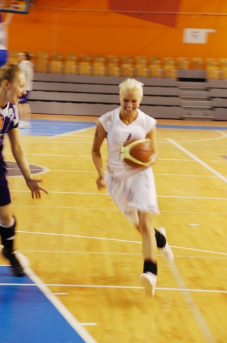 CANDY Latvijas sportiskākā dziedātāja (FOTO) (Bilde 4)