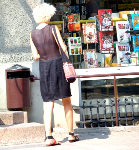 Bijusī Zatlera preses sekretāre izvēlas caurspīdīgas blūzītes (FOTO) (Bilde 4)