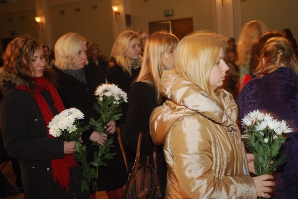 Atvadīšanās no FREIMAŅA Liepājas Latviešu biedrības namā (FOTO) (Bilde 3)