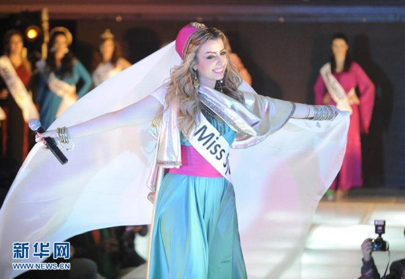 Kronēta konkursa "Miss Arābu pasaule - 2012" uzvarētāja  (Bilde 1)