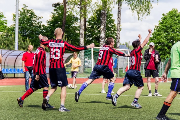 Ceļazīmi uz mini futbola turnīru "Seni Cup" izcīna aprūpes centra komanda Mēmele (Bilde 3)