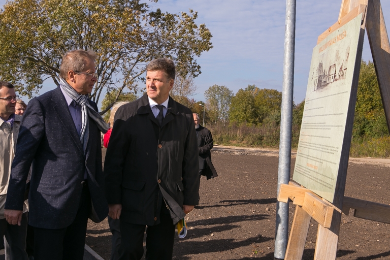 Atklāts krāšņš Ķengaraga promenādes pagarinājums līdz Mazjumpravas muižai (Bilde 2)