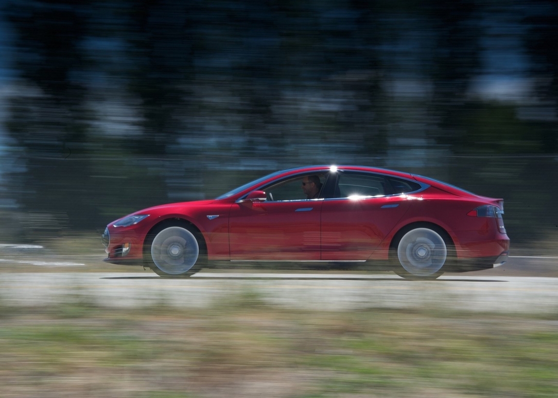 Pasaulē populārais elektromobilis Tesla Model S izstādē Auto 2016 (Bilde 2)