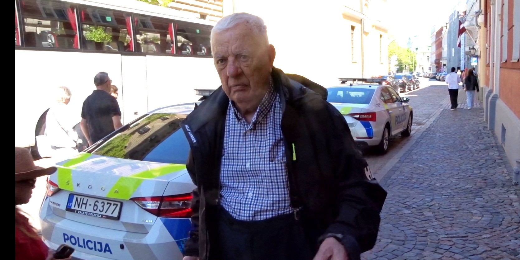 Satraucošs video... Maestro Raimonds Pauls: NEBŪŠU! VAIRS NEVARU! (Bilde 1)
