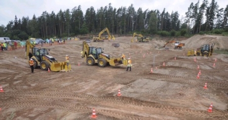 Bergmanis ar Vidzi vienojas kopīgā cīņā pret traktoristiem (Bilde 2)