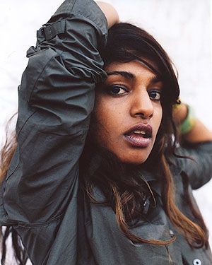 Repere M.I.A. uzstāsies Grammy Awards 2009, neskatoties uz to, ka tūlīt jādzemdē (Bilde 2)