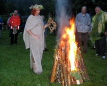 Pokaiņu mežs aicina uz Vasaras saulgriežu svētkiem