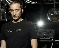 Paul Van Dyk sajūsmā par ''Black and white Ibiza party'